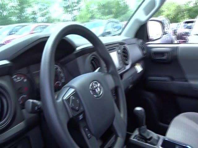 2017 Toyota Tacoma SR Access Cab